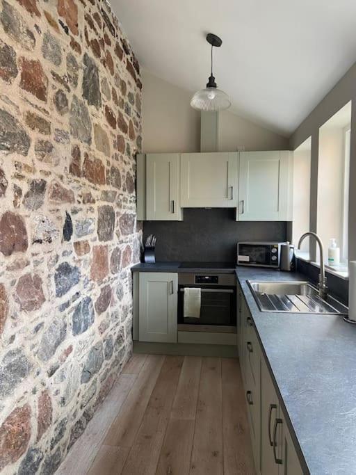 Signalman'S Cottage In Clachnaharry South Kessock 외부 사진