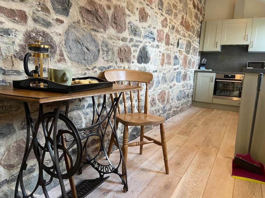 Signalman'S Cottage In Clachnaharry South Kessock 외부 사진